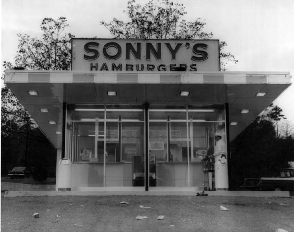 sonnys1.jpg (41137 bytes)
